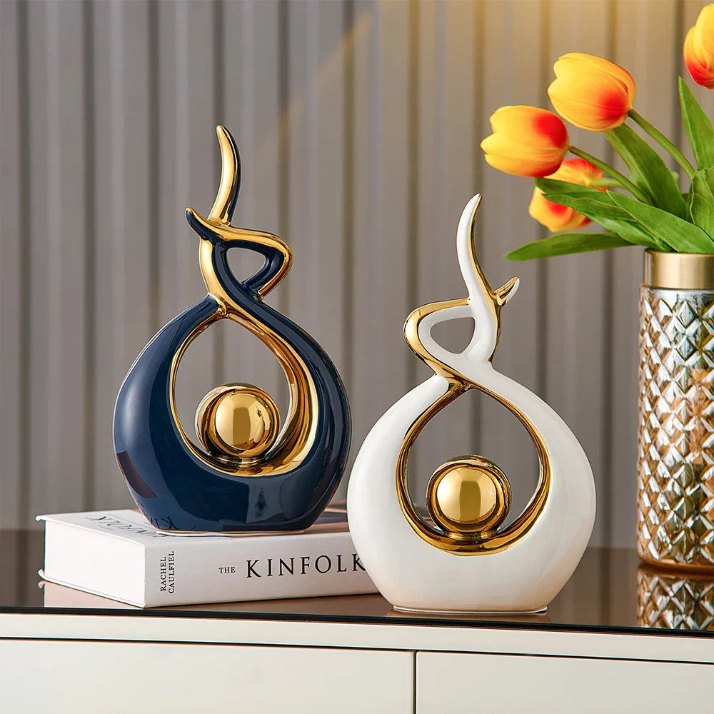 Moderne Abstracte Sculptuur Met Gouden Accenten Voor Interieurdecoratie 4