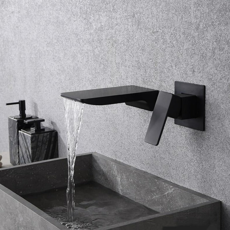Moderne Wandkraan Met Touchless Bediening 2