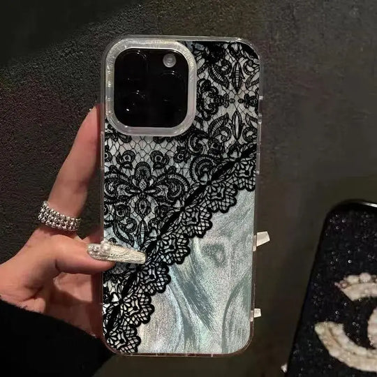 Telefoonhoesje iPhone 13 Met Uniek Kantontwerp voor Stijlvolle Bescherming 1