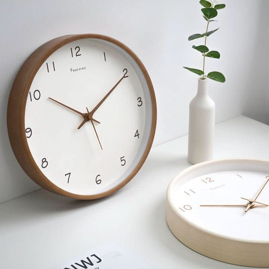 Wandklok van Hout met Stille Beweging 2