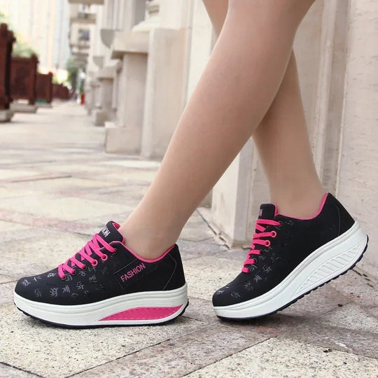 Vrouwen Platform Wedge Lace-Up Sneakers
